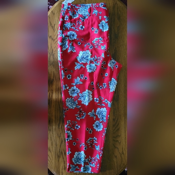 Ankle length floral print pants - Picture 5 of 16